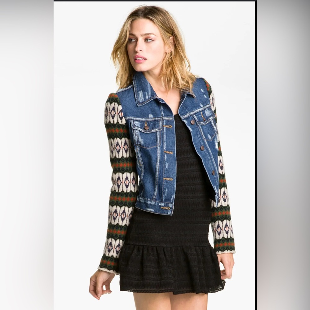EUC Free People blue denim jacket with knitted Cyprus sleeves